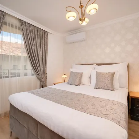 Prestige Apartmán *