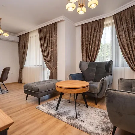 Prestige Central Apartments *