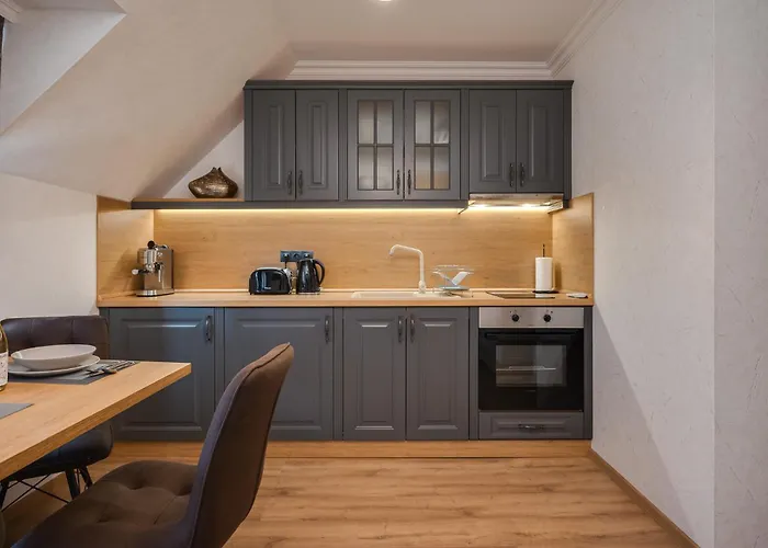 Prestige Central Apartments *